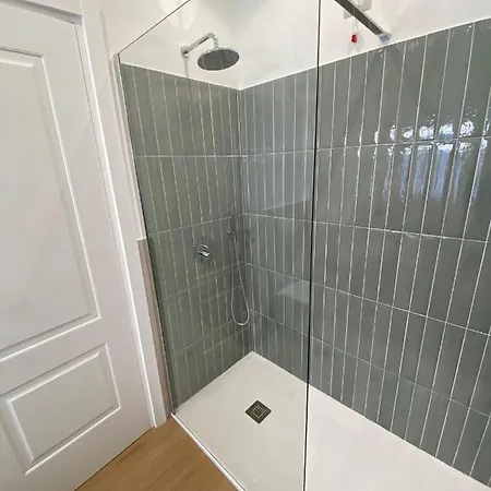 Oda ve Kahvaltı Momi