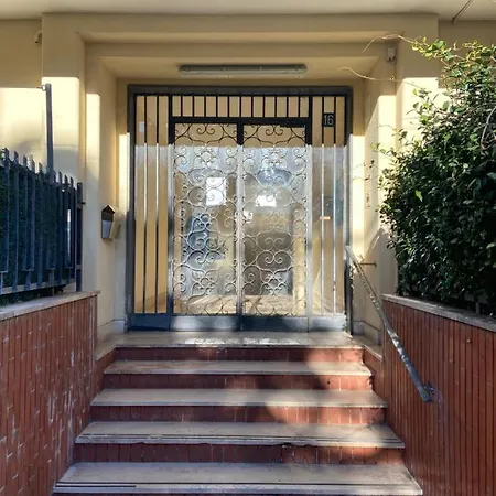 Oda ve Kahvaltı Momi Sorrento