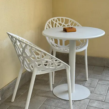 Momi Bed and Breakfast