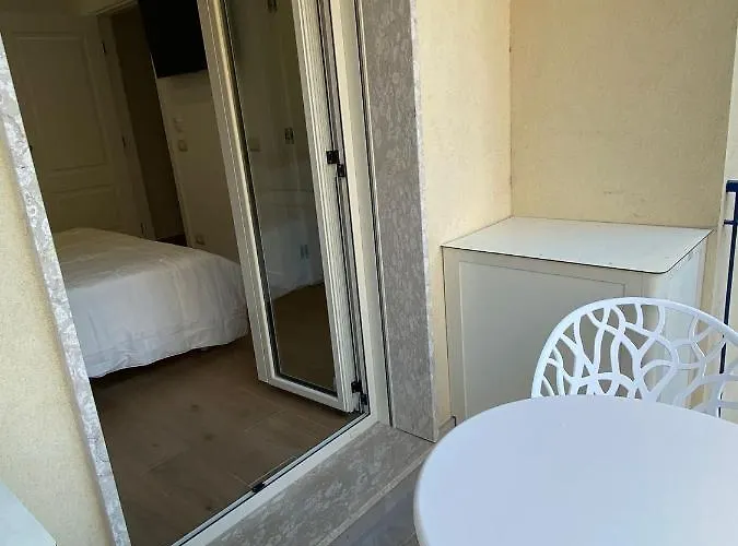 Bed and Breakfast Momi