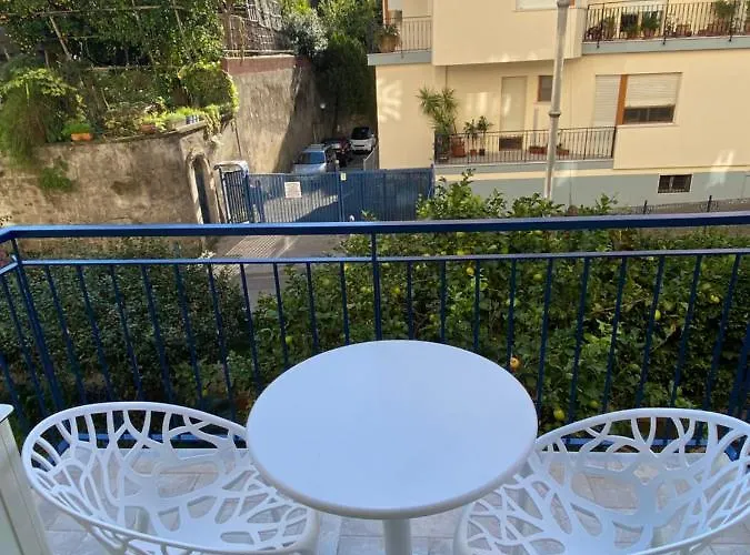 Momi Bed and Breakfast Σορέντο